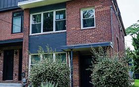 Lovely Private 1-Bedroom With Free Parking