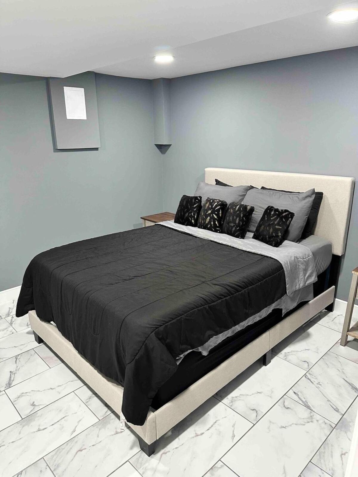 Lovely Basement 1-Bedroom With Free Parking Washington Exterior photo
